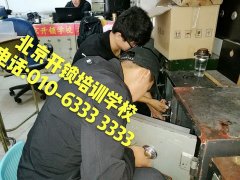 搞女人黄色视频网站"